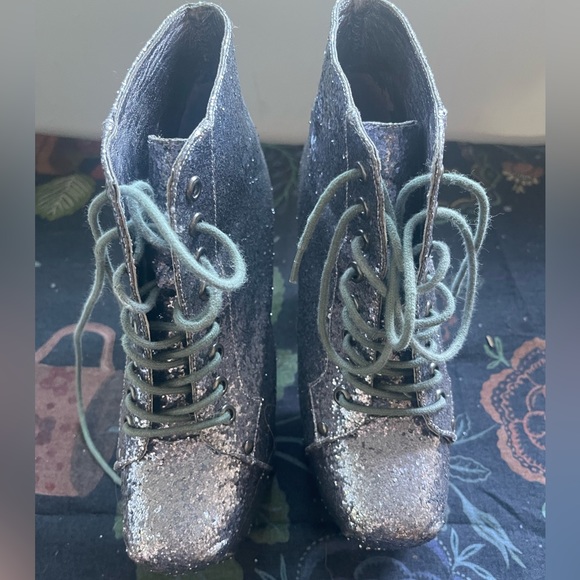 Classic JC Litas in Pewter glitter - Picture 7 of 8